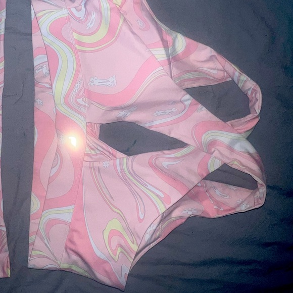 Fabletics athletic outfit - Picture 2 of 2